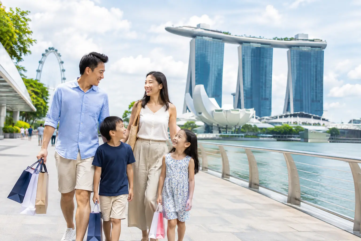 12 Tempat Shopping Murah di Singapura Untuk Keluarga